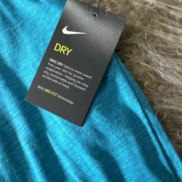 Lot of 5 Men’s Nike tees!! - Picture 4 of 11